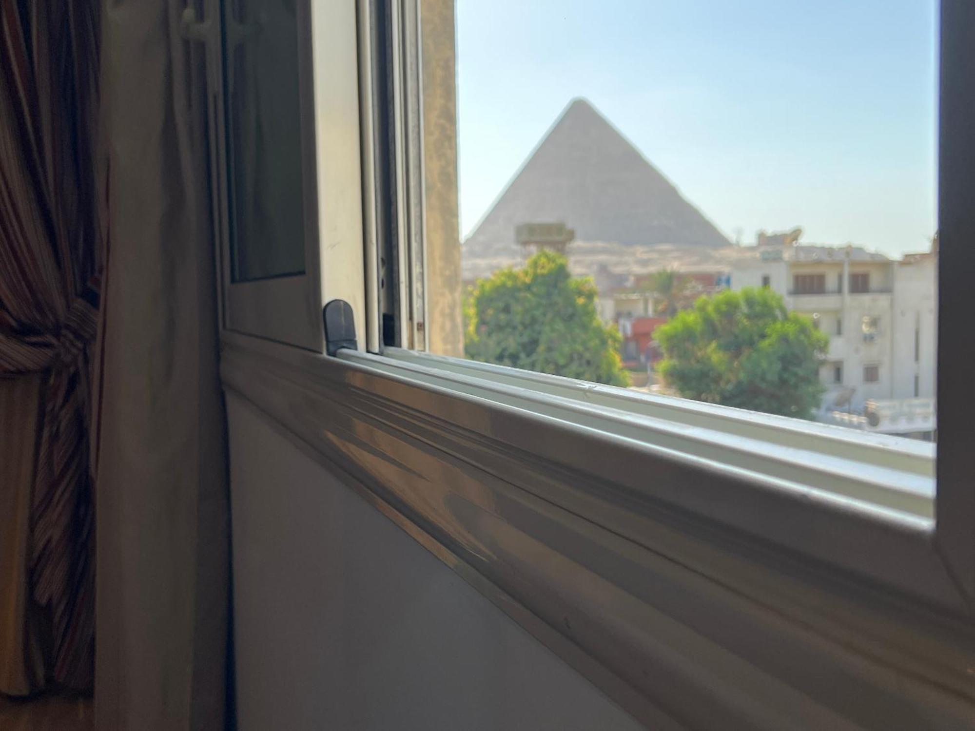 Kafret el-Gabal Flower Pyramids Inn מראה חיצוני תמונה